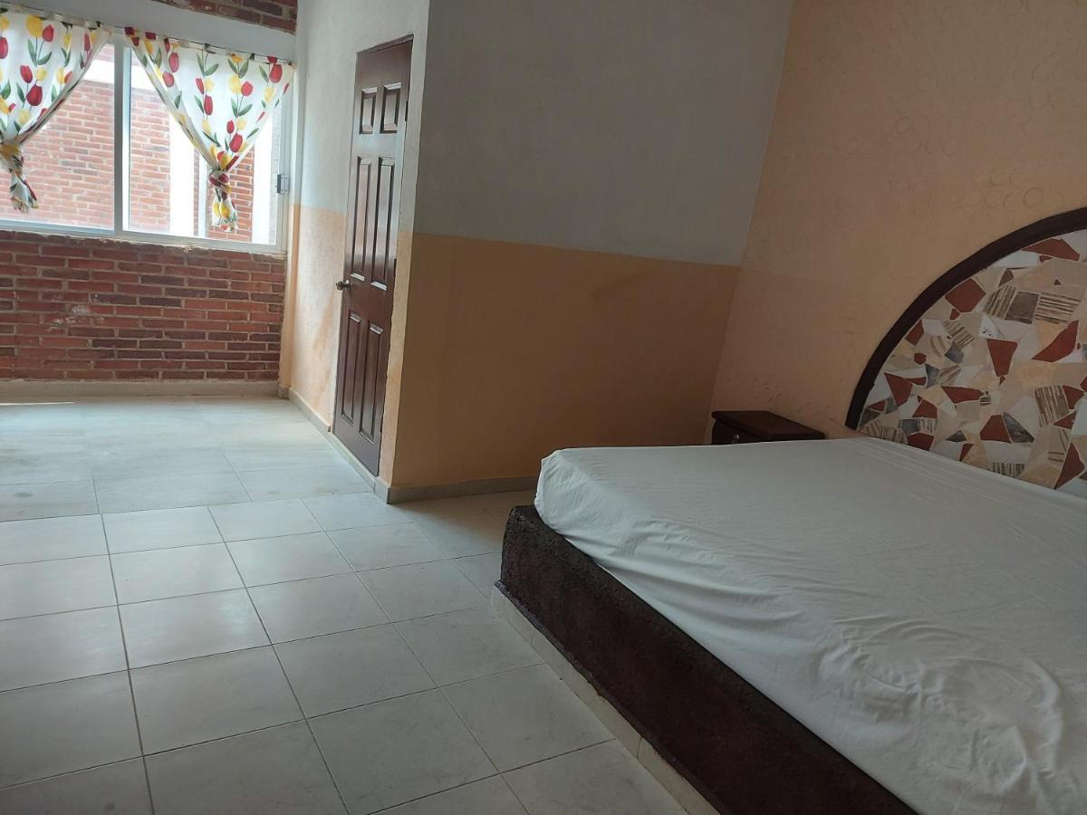 Auto Hotel Jardines De Amatitlan كويرنافاكا المظهر الخارجي الصورة