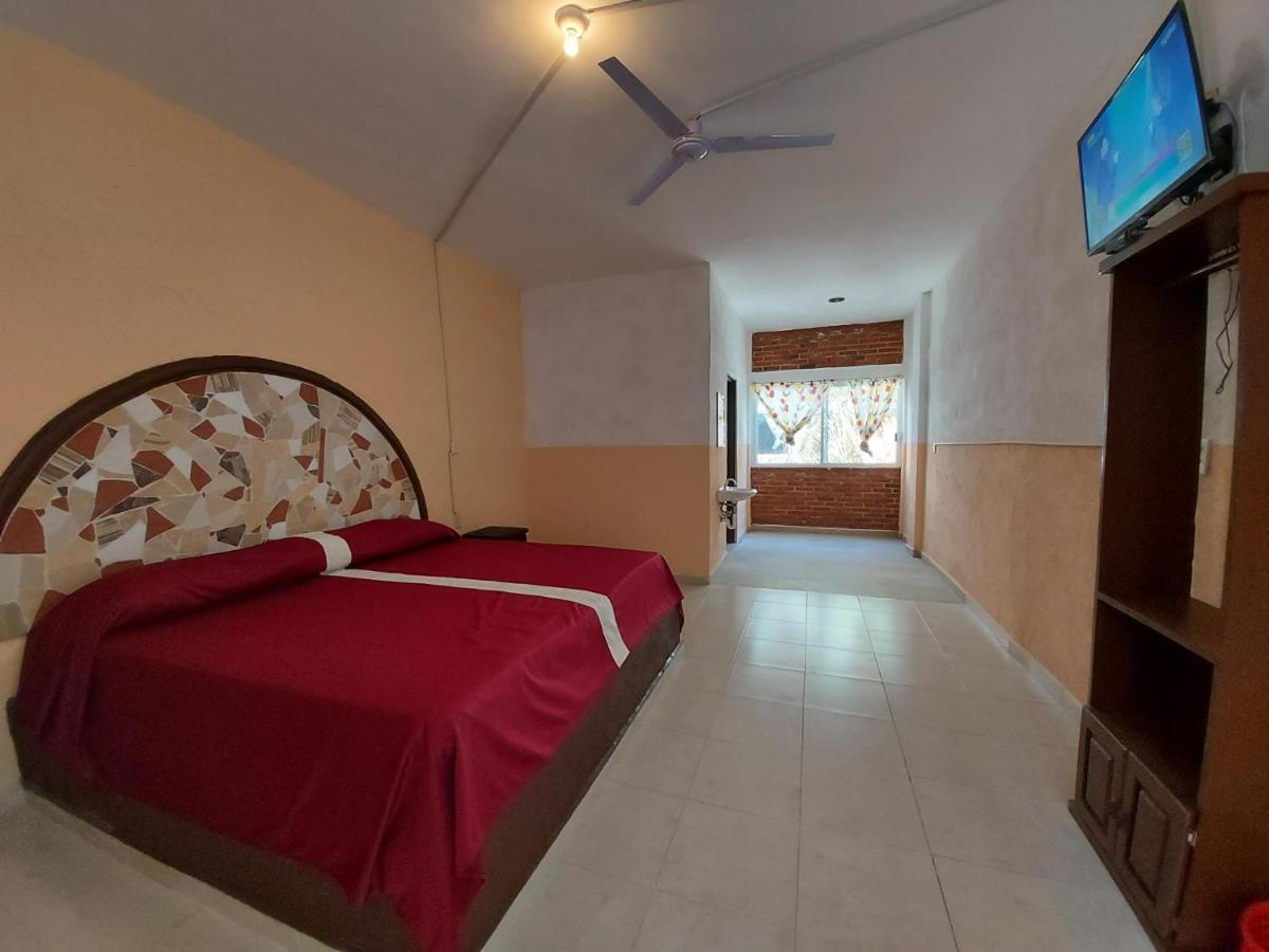Auto Hotel Jardines De Amatitlan كويرنافاكا المظهر الخارجي الصورة